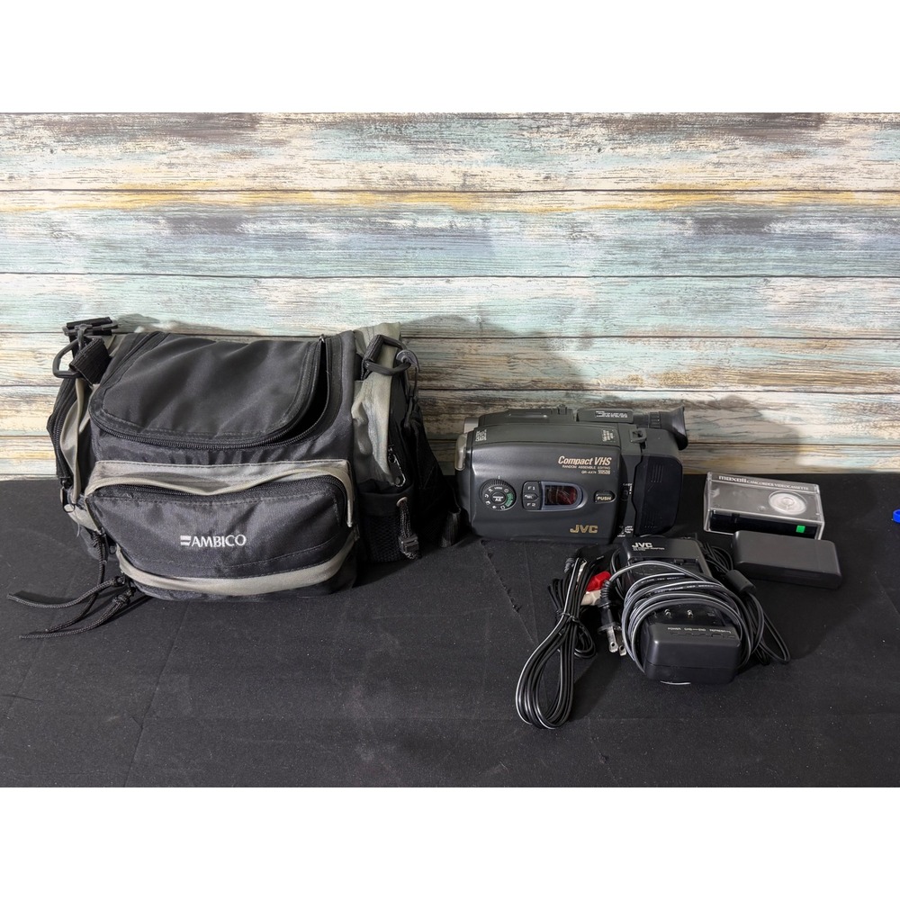 JVC Compact VHS Camcorder GR-AX74U Black Good 12x Zoom Bundle Ambico Bag Tape